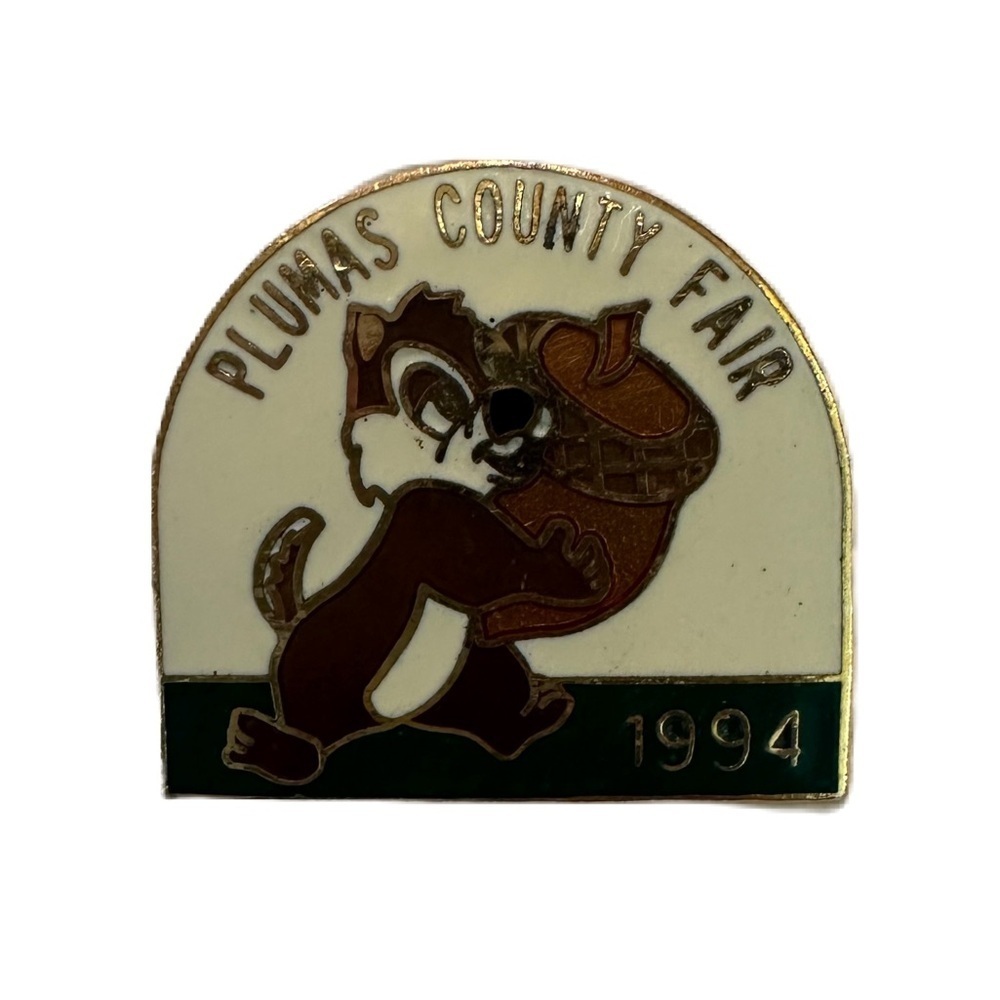 Vintage 90’s Squirrel Plumas‎ County 1994 Fair Pin